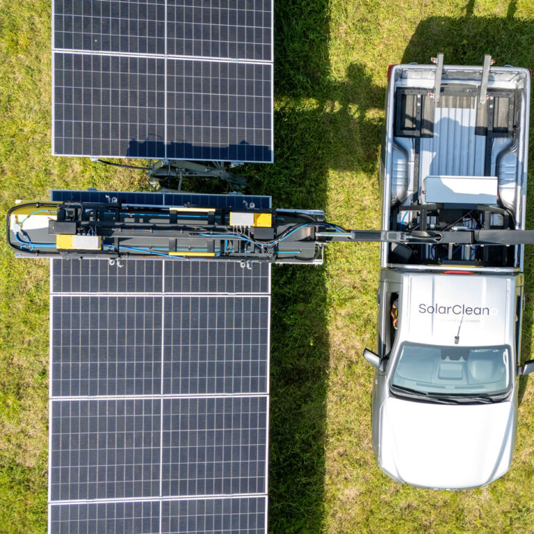 SolarCleano E1: Fast & Efficient Solar Panel Cleaning Robot