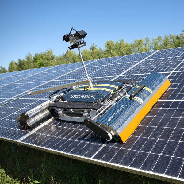 SolarCleano F1 V6 - Solar Panel Cleaning Robot
