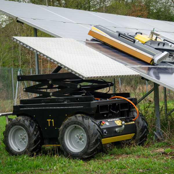 SolarCleano T1 - Robot Transporter